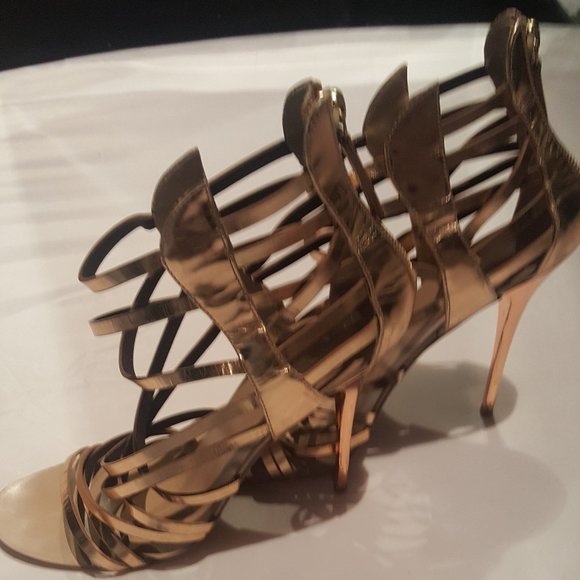 Authentic Giuseppe Zanotti Leather Sandals - Picture 8 of 8